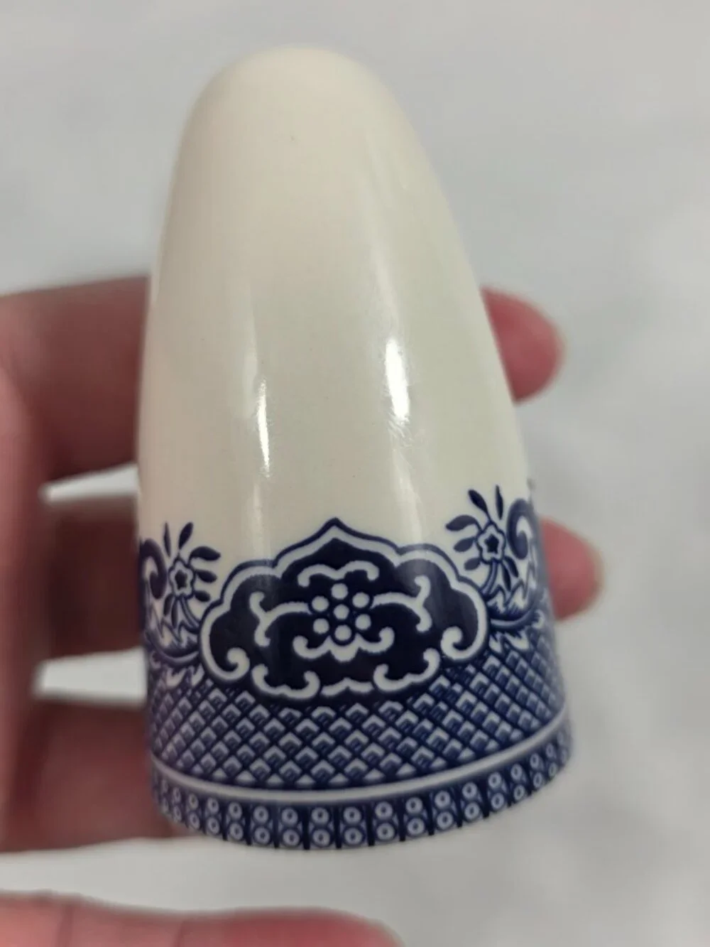 Churchill Willow Blue Salt & Pepper Shaker Set 1/5 Holes Georgian Shape England